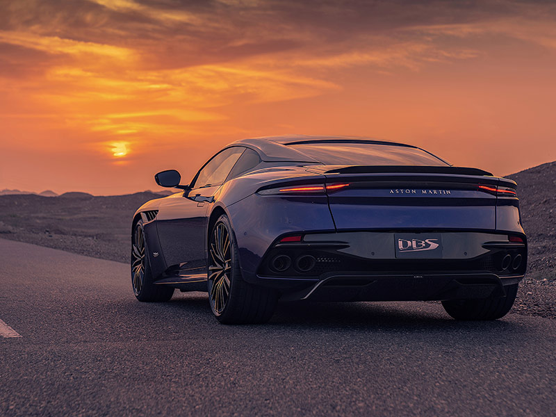 نسخة حصرية للشرق الأوسط من دي بي إس سوبرليجيرا من أستون مارتن